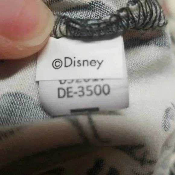 {LuLaRoe} X Disney's Mickie Mouse Print Short Sleeve Tee - Picture 9 of 10